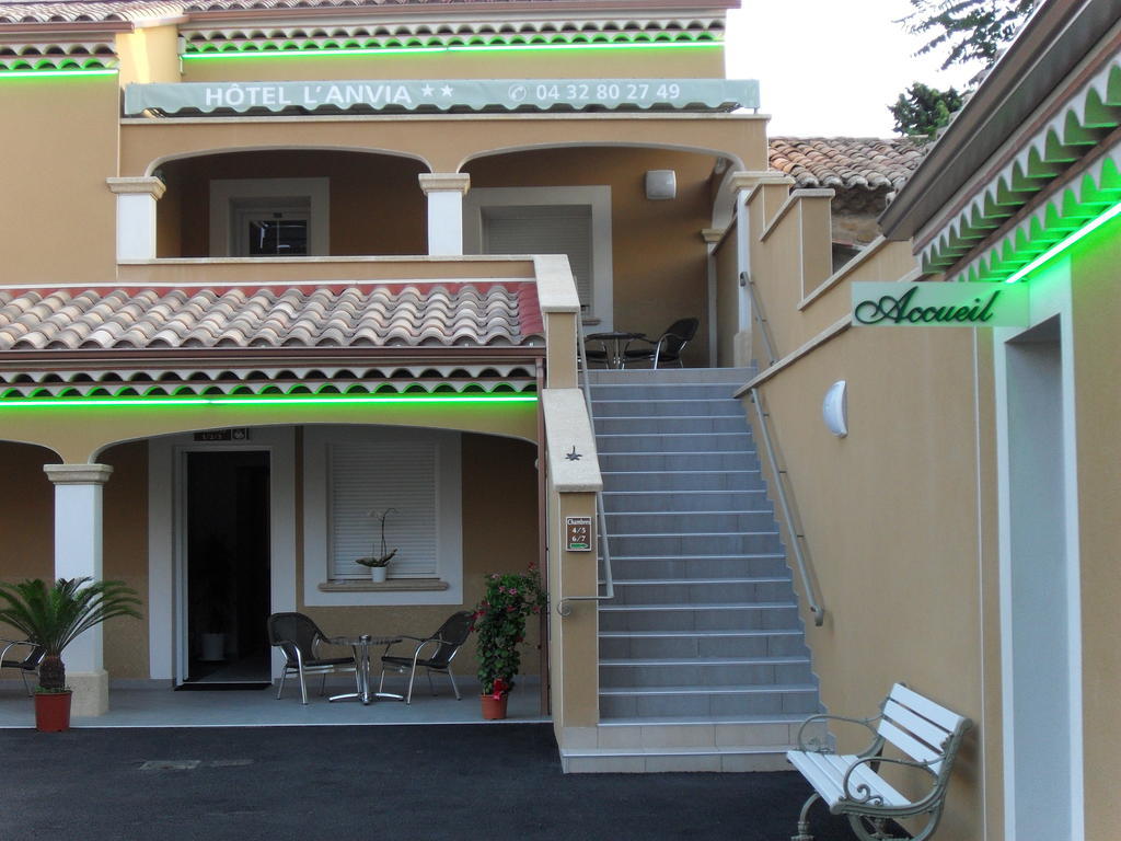 Hotel L'Anvia Bollène Zewnętrze zdjęcie